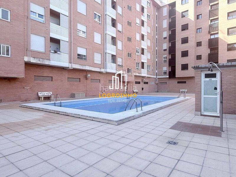 Foto 595a0776-464c-455a-a894-a6933c24654a. Flat with heating parking pool in Cascajos - Piqueras Logroño