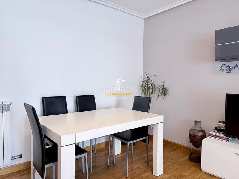Foto 9f6a2059-14ce-480b-8387-a9c55ac0d2a6. Flat with heating parking pool in Cascajos - Piqueras Logroño