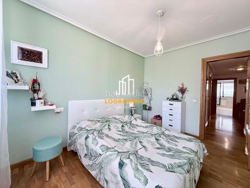 Foto a67ae529-c520-4c6f-ad26-38a065313208. Flat with heating parking pool in Cascajos - Piqueras Logroño