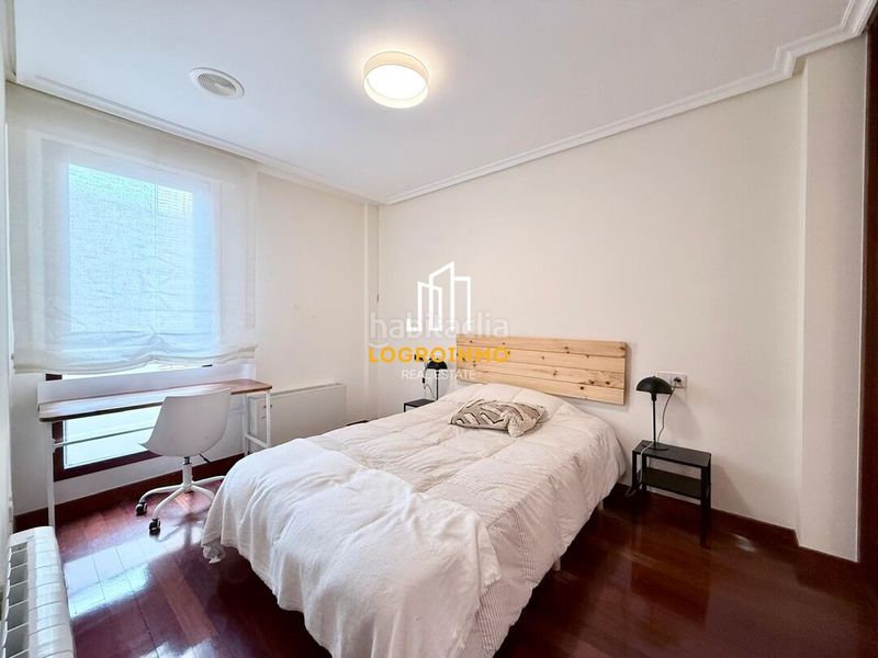 Foto 0e9f2729-e28d-40f3-8b5b-5ad9c7e047b2. Rent flat with heating parking in Gran Via Logroño