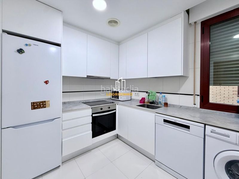 Foto 24e5c3e8-67ab-4d75-8223-b4ef016dc9ef. Rent flat with heating parking in Gran Via Logroño