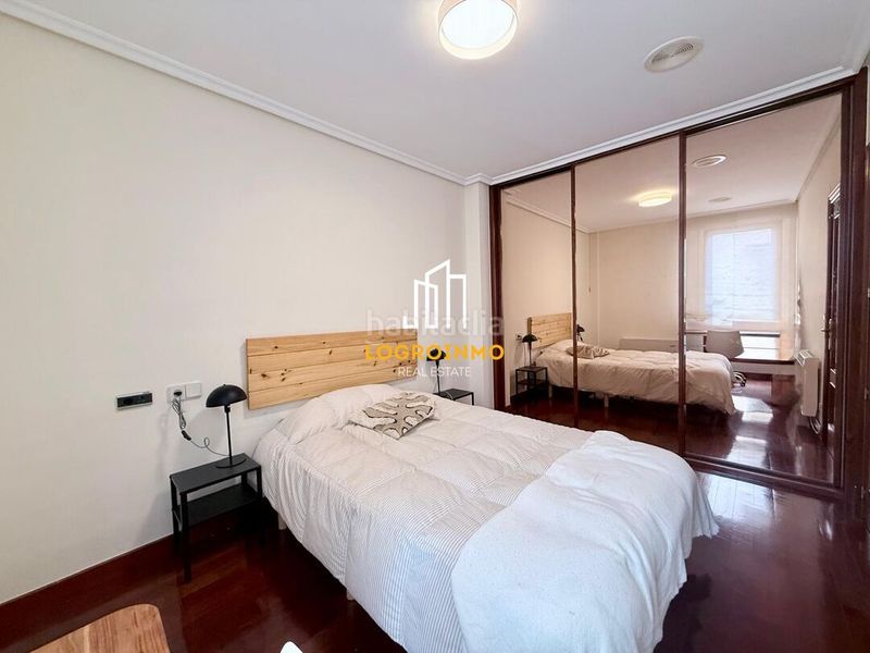 Foto e8b996b6-b7bd-4cdd-bb0c-defcfcfbf582. Rent flat with heating parking in Gran Via Logroño