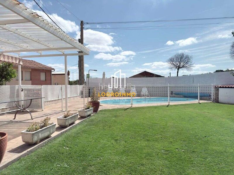 Foto 65542fa7-3976-48d0-8dcd-43b884b409c2. Casa amb calefacció piscina a Redal (El)