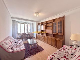Appartement à Gran Via. Piso en venta en vara de rey, logroño