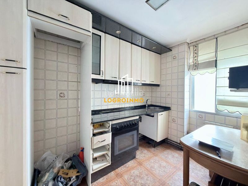 Foto 4caad3a4-3c47-4c92-b37f-36980cacfb43. Flat with heating in Gran Via Logroño