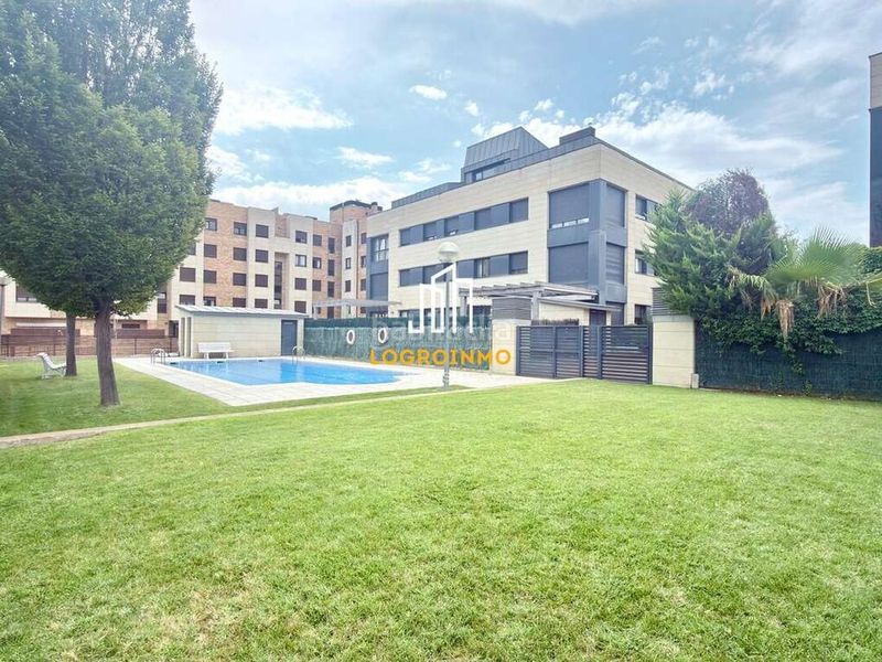 Foto 5744997a-ce06-4c00-a05c-ef9c576ad713. Pis amb calefacció aparcament piscina a La Cava - Fardachón Logroño