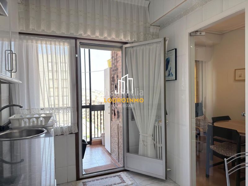 Foto 049a3eb1-075a-4bb7-adf4-24cf5c4a0f1c. Flat with heating parking in Residencia Logroño