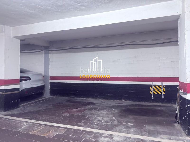 Foto 0a3358fb-35fb-4be6-84b6-47df54e8f967. Flat with heating parking in Residencia Logroño