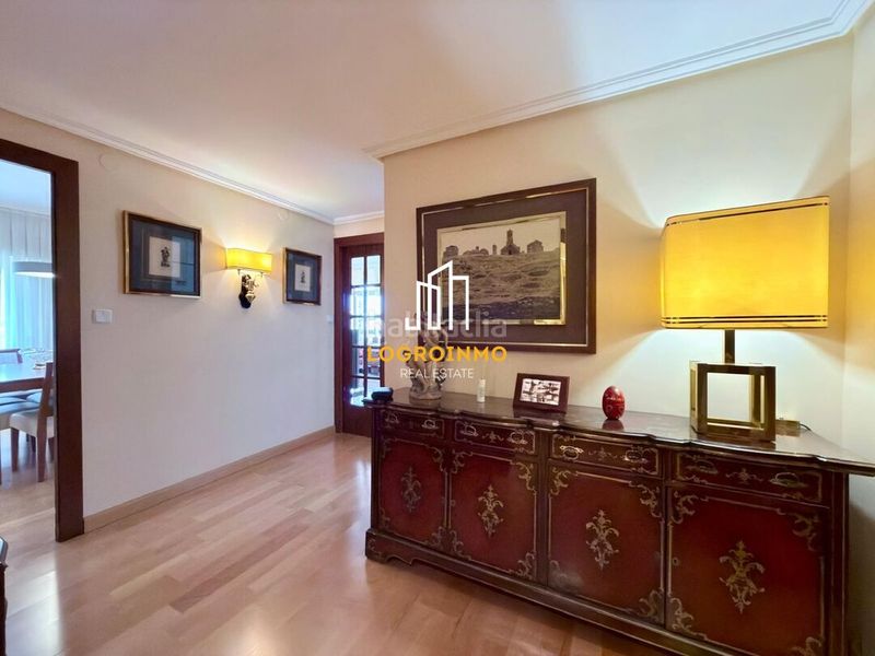 Foto 13e670e0-5bdc-4107-8559-2bb76b117791. Flat with heating parking in Residencia Logroño