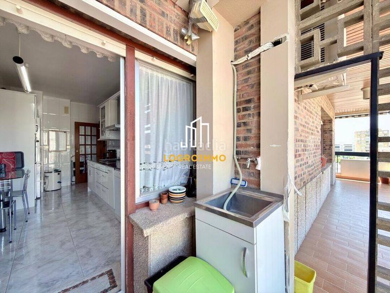Foto 23fe92b5-520b-4d50-b904-4d0f3d655bbc. Flat with heating parking in Residencia Logroño