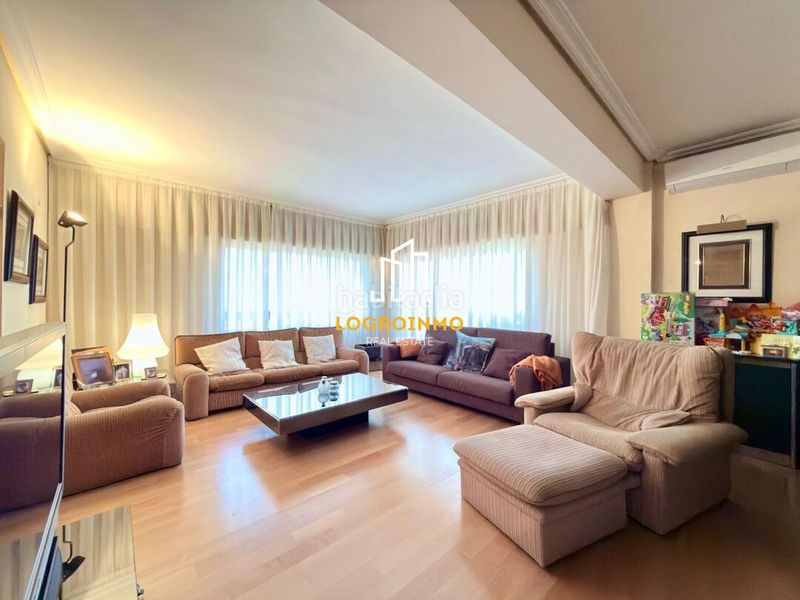 Foto 2ab6c8c3-0a55-4211-ac24-885c27cab3f3. Flat with heating parking in Residencia Logroño