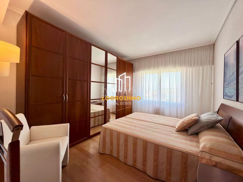 Foto 3ad59d3e-9e1a-4ff0-a309-7e152803be9c. Flat with heating parking in Residencia Logroño