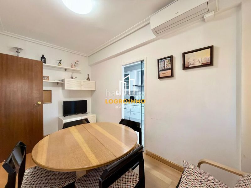 Foto 54e67c36-45e9-415d-9c23-bcd2137eb57e. Flat with heating parking in Residencia Logroño