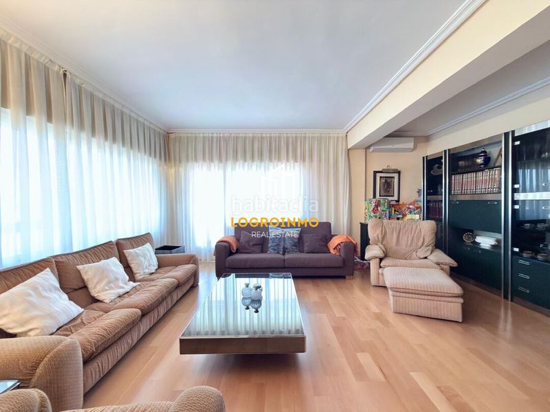 Foto 55714c02-53aa-4f98-8135-8debb5bb3a31. Flat with heating parking in Residencia Logroño