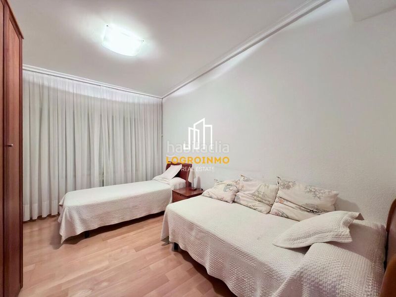 Foto a6831194-e5c9-46ca-bc58-a8637e10bd07. Flat with heating parking in Residencia Logroño