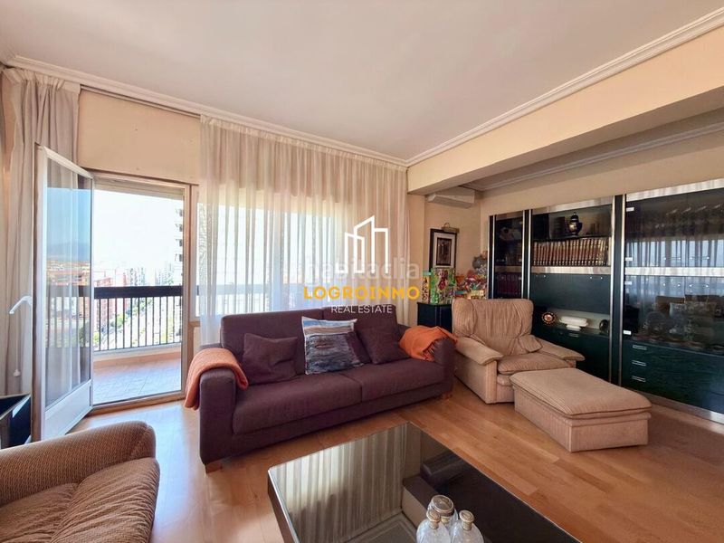 Foto c0392514-c056-4b56-9ce7-7d7dc83f2915. Flat with heating parking in Residencia Logroño