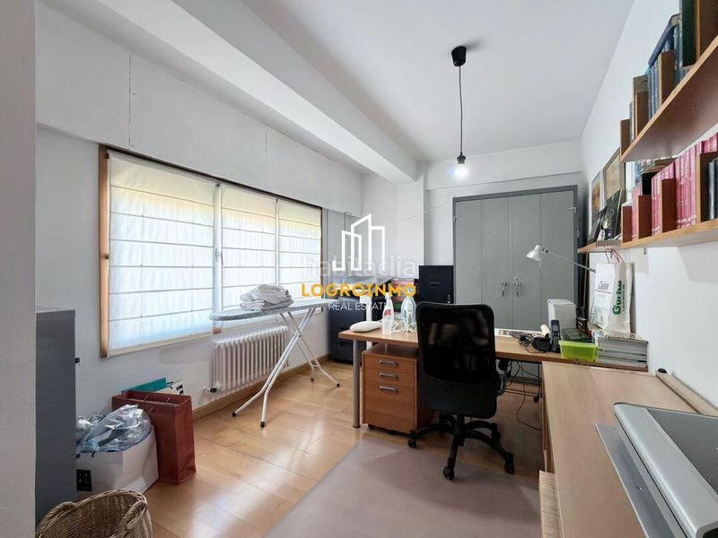 Foto ebc9974b-2305-400f-b716-9c368156e669. Flat with heating parking in Residencia Logroño