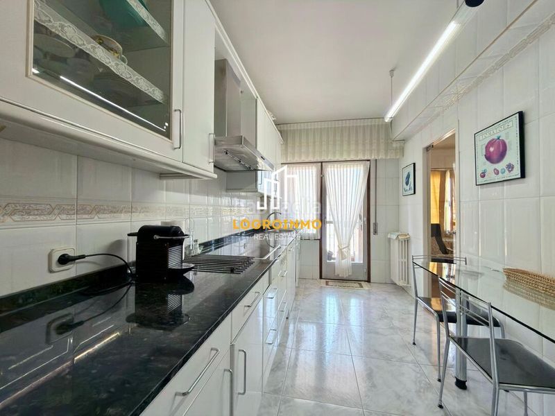 Foto f9566962-54ba-4689-ac9c-5d15b35ed5fa. Flat with heating parking in Residencia Logroño