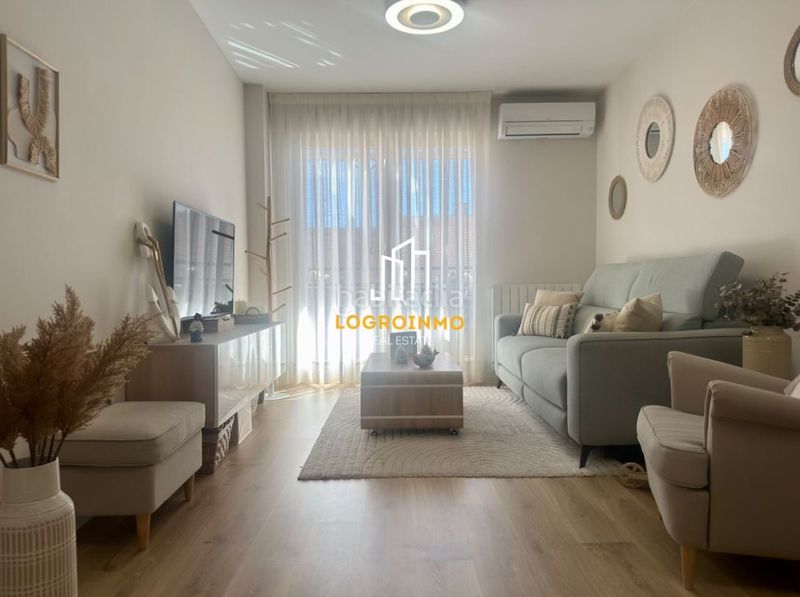Foto c5f02e74-63d0-4d3b-acf9-2b09322e381d. Flat with heating parking in Gran Via Logroño
