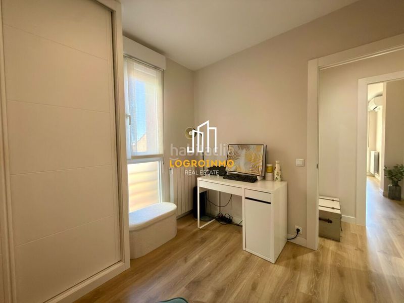 Foto f6e6dc07-0f52-4bf2-8601-c25f69a7ed19. Flat with heating parking in Gran Via Logroño