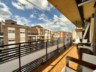 Pis a Oeste. Piso en venta en gonzalo de berceo, logroño