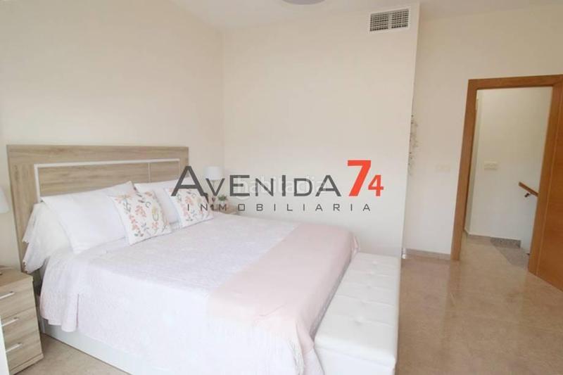 Foto 40c8e30c-6e7e-40ea-b2ef-8a51eca60f13. Dúplex amb aparcament a La Hoya Lorca