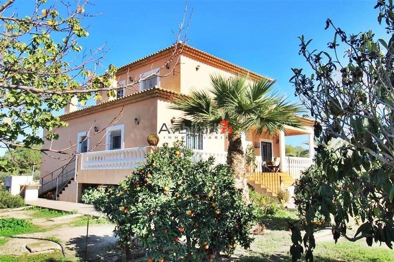 Foto 3821e922-1a17-4a02-9bbb-bae083cdf167. Chalet avec chauffage parking dans Campillo Lorca