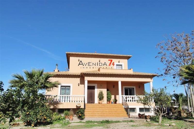 Foto 53fc99a2-d9c8-4cd9-b48d-1b1c36b1be49. Chalet avec chauffage parking dans Campillo Lorca