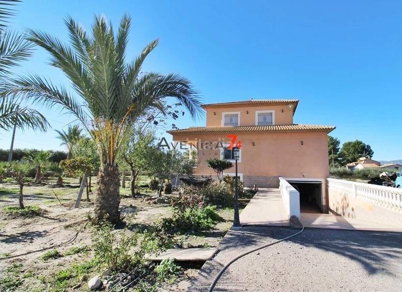 Foto c8f1e795-498f-46a6-8658-273d419c35b5. Chalet avec chauffage parking dans Campillo Lorca