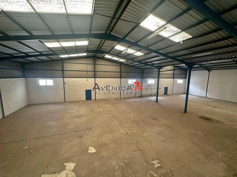 Foto 980b2764-8eb8-4440-b10d-4b1474fb0e21. Capannone industriale in Avilés Lorca