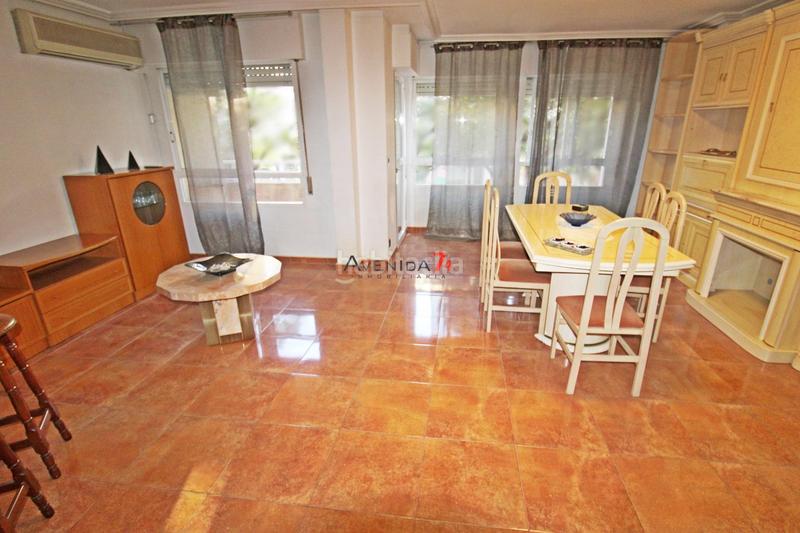 Foto 78d5591a-91a4-43f7-b1b4-a1b53d59371a. Flat with parking in Sutullena Lorca