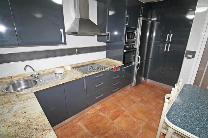 Foto c3bd562f-a817-4948-9f83-81f4534710fd. Flat with parking in Sutullena Lorca
