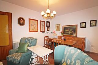 Appartamento in San Mateo. Amplio piso en la avenida de 4 dormitorios  ref 362