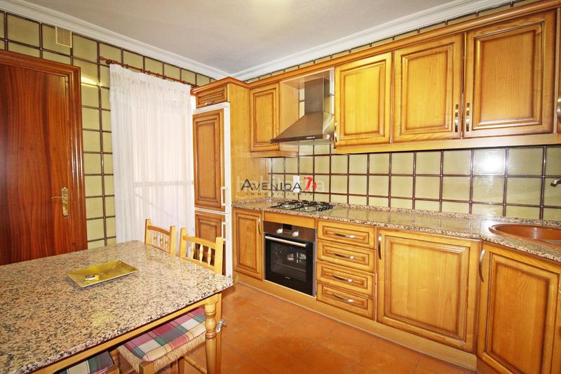 Foto dd6b0913-b64d-4656-bb47-3a97f8827f43. Flat with heating in San José Lorca