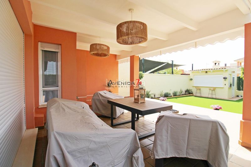 Foto acdf8d74-ab99-4bd8-b7e2-273b86f5b8bb. Chalet avec parking piscine dans Purias Lorca