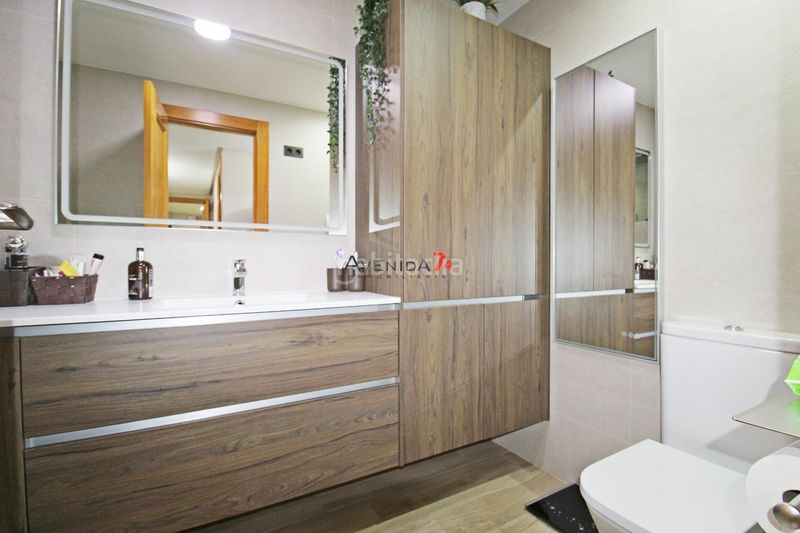 Foto 47572d5e-3017-4838-8ab8-afcdce771521. Flat with parking in Sutullena Lorca