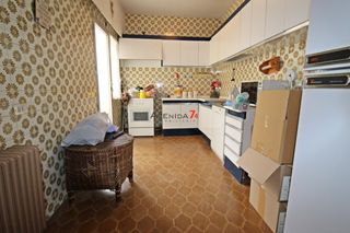 Etagenwohnung in San Mateo. Piso de 4 dormitorios en pleno centro  ref 127