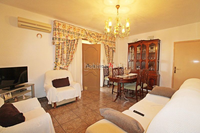 Foto 010b5531-ad90-41e4-9b02-c065095ca5a7. Casa a Marchena Lorca