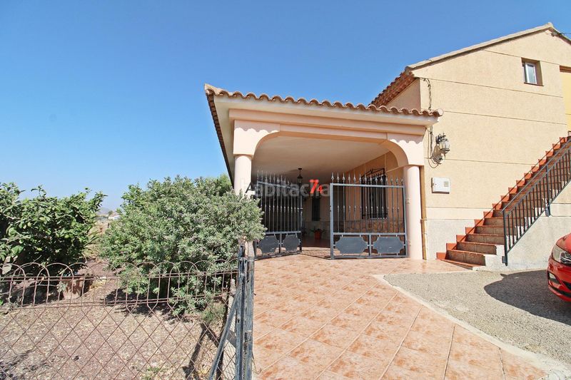 Foto 06f077a2-6b9b-4b2d-a492-042819500f3b. Casa a Marchena Lorca