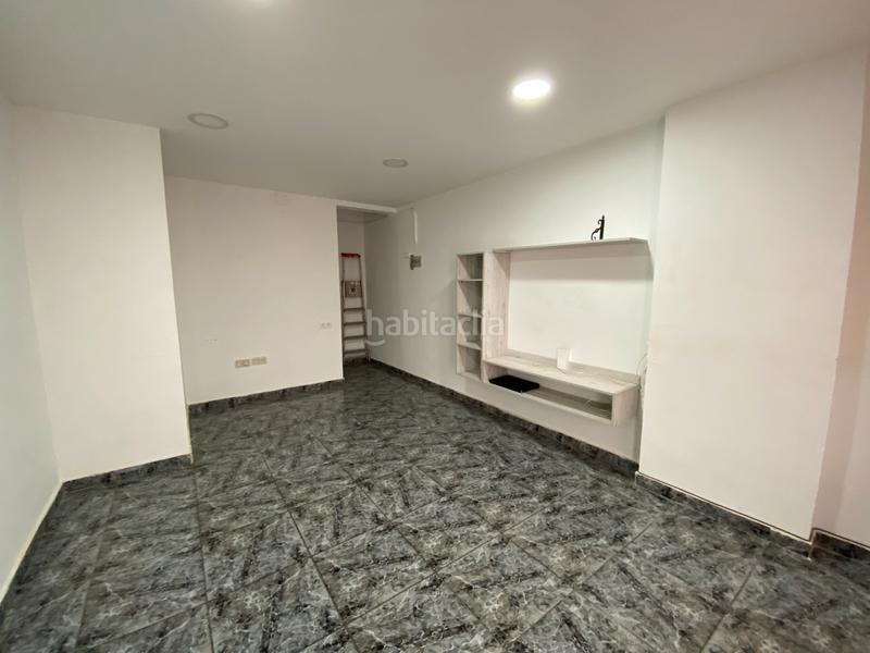 Foto 27425ed9-8724-4ca4-9a16-a0a5462f1a02. Rent business premise in Horta Barcelona