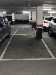 Parking coche  Passeig de fabra i puig