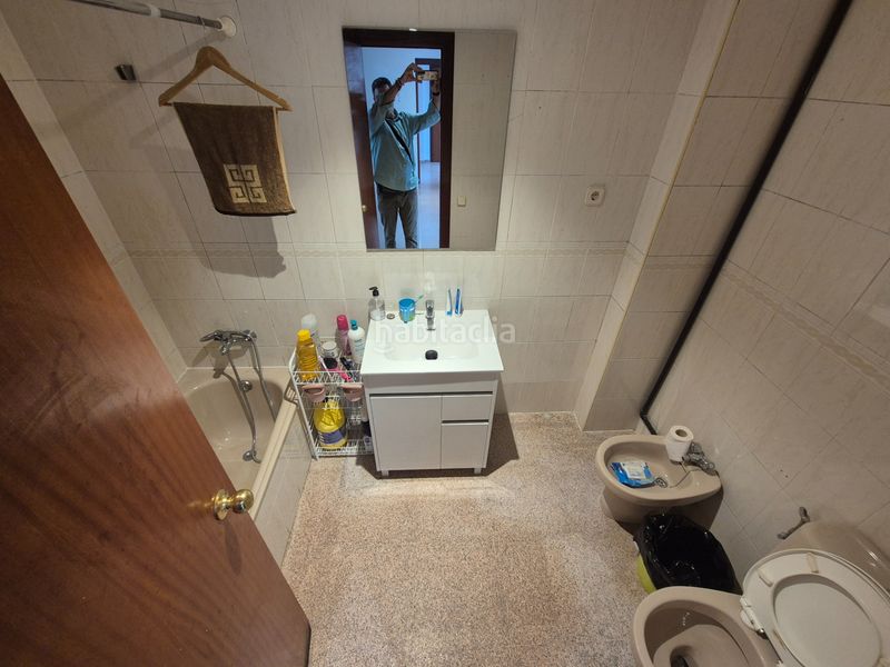 Foto 7e2b695c-a665-492b-a2e4-8ba1aeb88aec. Pis amb calefacció a Lloreda Badalona