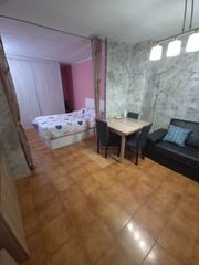 Local Comercial  Passatge beethoven. Local en planta baja adecuado para vivienda