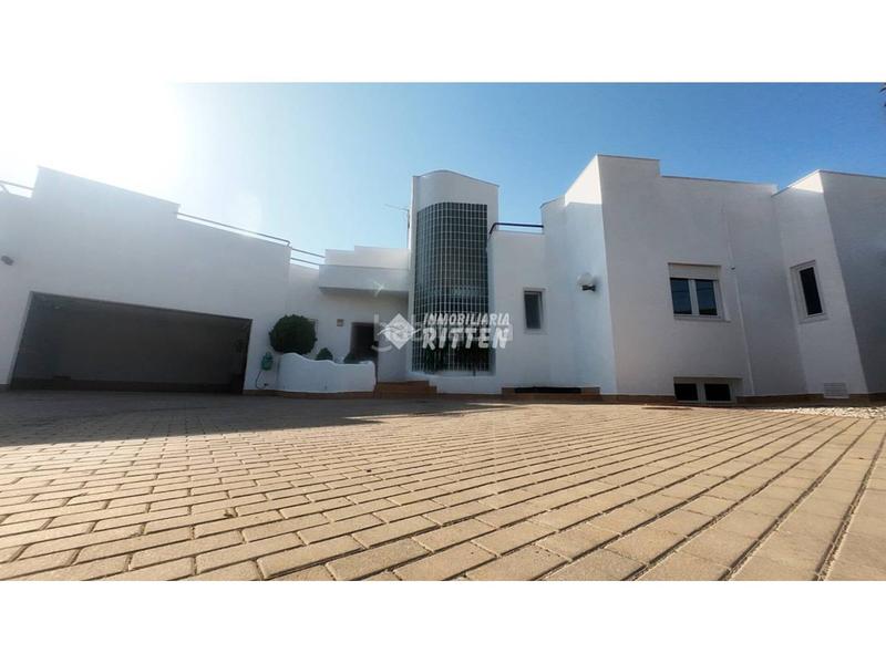 Foto 2369567b-7b20-4411-a9f1-65156ff09664. Chalet avec parking piscine dans Canteras Cartagena