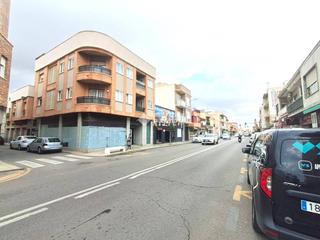 Locale commerciale in VARGAS MACHUGA