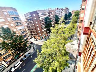 Pis en ngel bruna 28. Piso en venta en calle ngel bruna excelente ubicacin!!