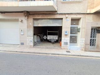Local Comercial a Calle ZURBARAN 16