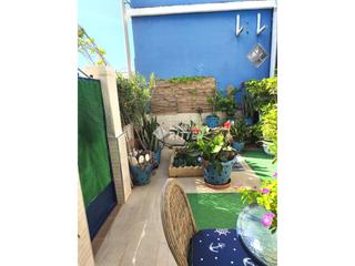 Casa adossada  San damian. Vivienda adosada en el barrio de los dolores