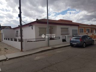Affitto Casa in Lobosillo. Planta baja en alquiler