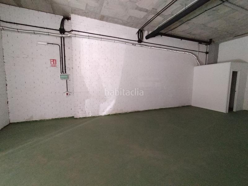 Foto 61eddb87-02b9-4317-ab13-071dc6c6e917. Local comercial en Nou Benicalap Valencia